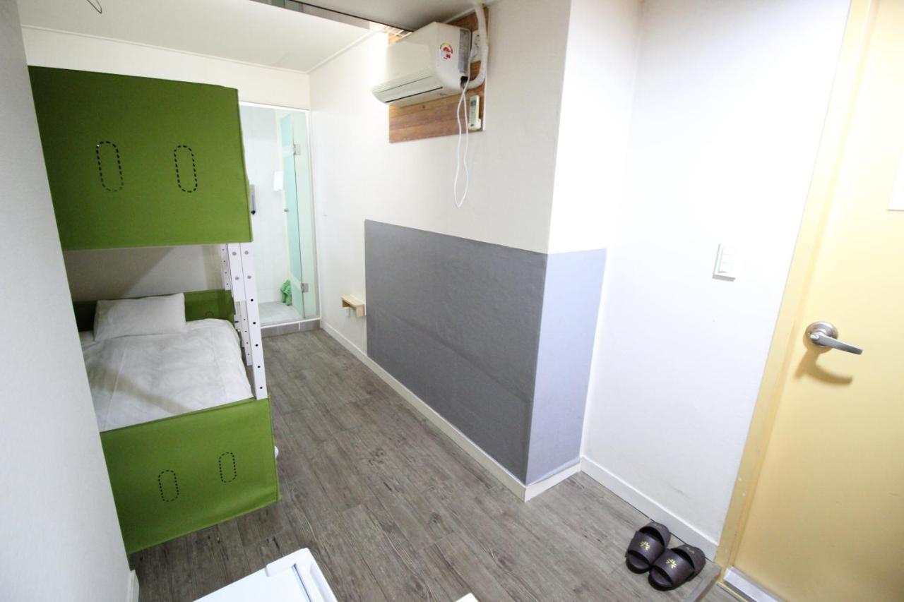 Hostel Kpop Сеул Экстерьер фото